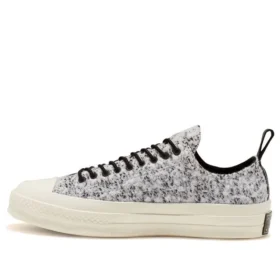Bouclé-Wolle Chuck 1970er