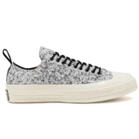Bouclé-Wolle Chuck 1970er