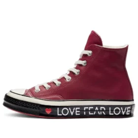 Chuck 70 Hi „Love Graphic“