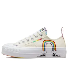 Chuck Taylor All Star Lift Platform Low „Pride“