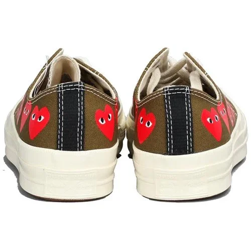 Converse x COMME des GARCONS PLAY Chuck 70 Low Multi Heart „Khaki“ Converse x COMME des GARCONS PLAY Chuck 70 Low Multi Heart „Khaki“