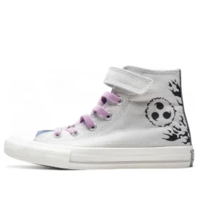 Converse x Naruto Chuck Taylor All Star High „Sasuke“