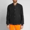 Converse x Vince Staples Insulated Varsity Jacke (asiatische Größen) „Black Orange“
