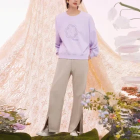 Floral Rundhalsausschnitt asiatische Größen „Lilac“