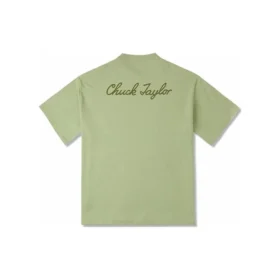 Go-To Sneaker Patch Loose-Fit T-Shirt asiatische Größen „Vitality Green“