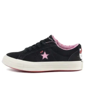 Hello Kitty x One Star Suede Low „Black“