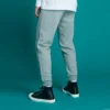 Jogginghose mit gesticktem Stern-Chevron-Muster FT asiatische Größen „Grau“