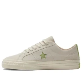 One Star Pro Mid Autumn Festival Wildleder-Sneaker „Beige Green“