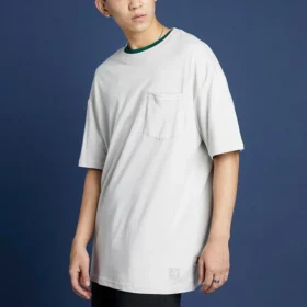 Renew Oversized T-Shirt mit Rundhalsausschnitt und Tasche, asiatische Größen „Beige“